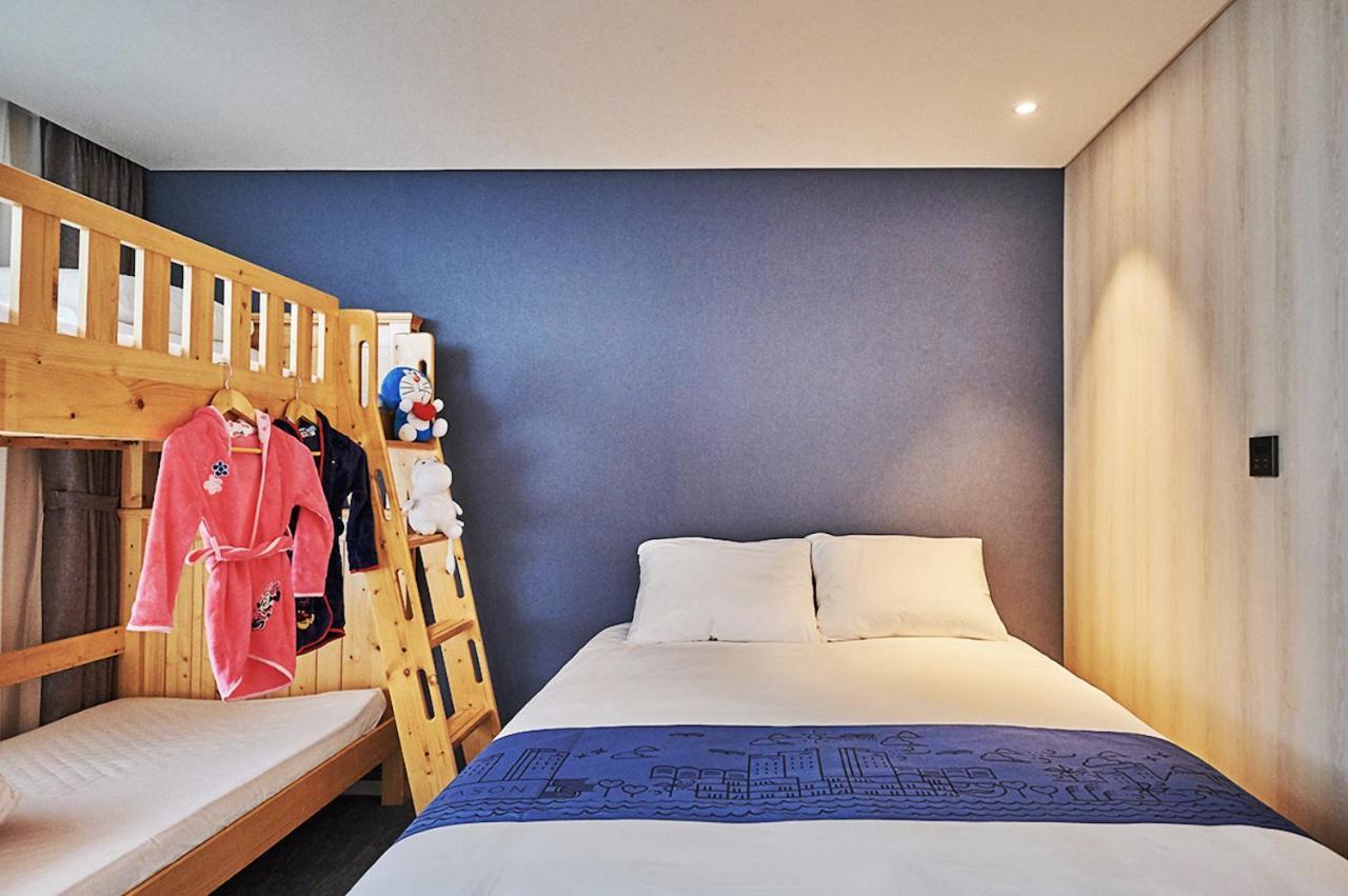 סאוגוויפו Jeju Pureun Hotel מראה חיצוני תמונה